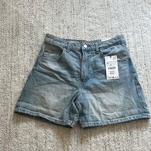 NWT Zara Light Blue Mom Shorts size 6
